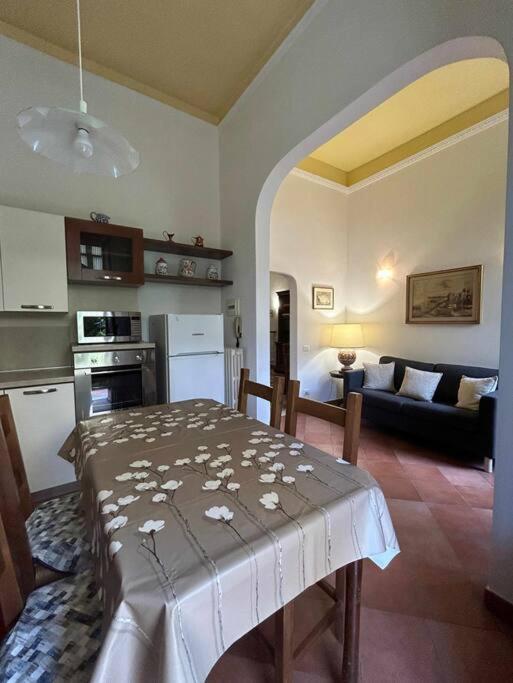 Apartamento Villino La Rosa Antica Florencia Exterior foto